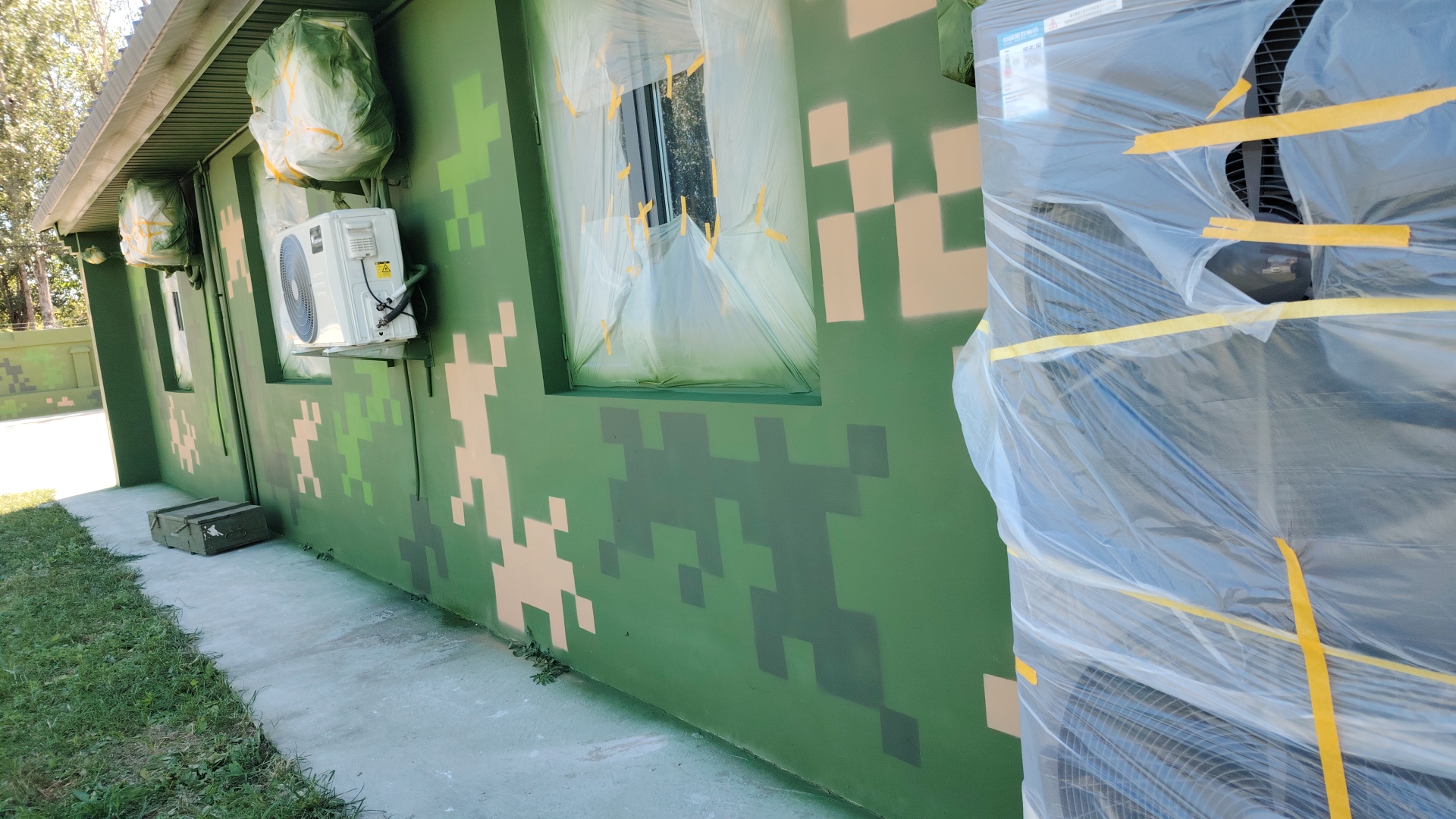 石嘴山外墙迷彩漆施工多少钱 伪装迷彩漆  